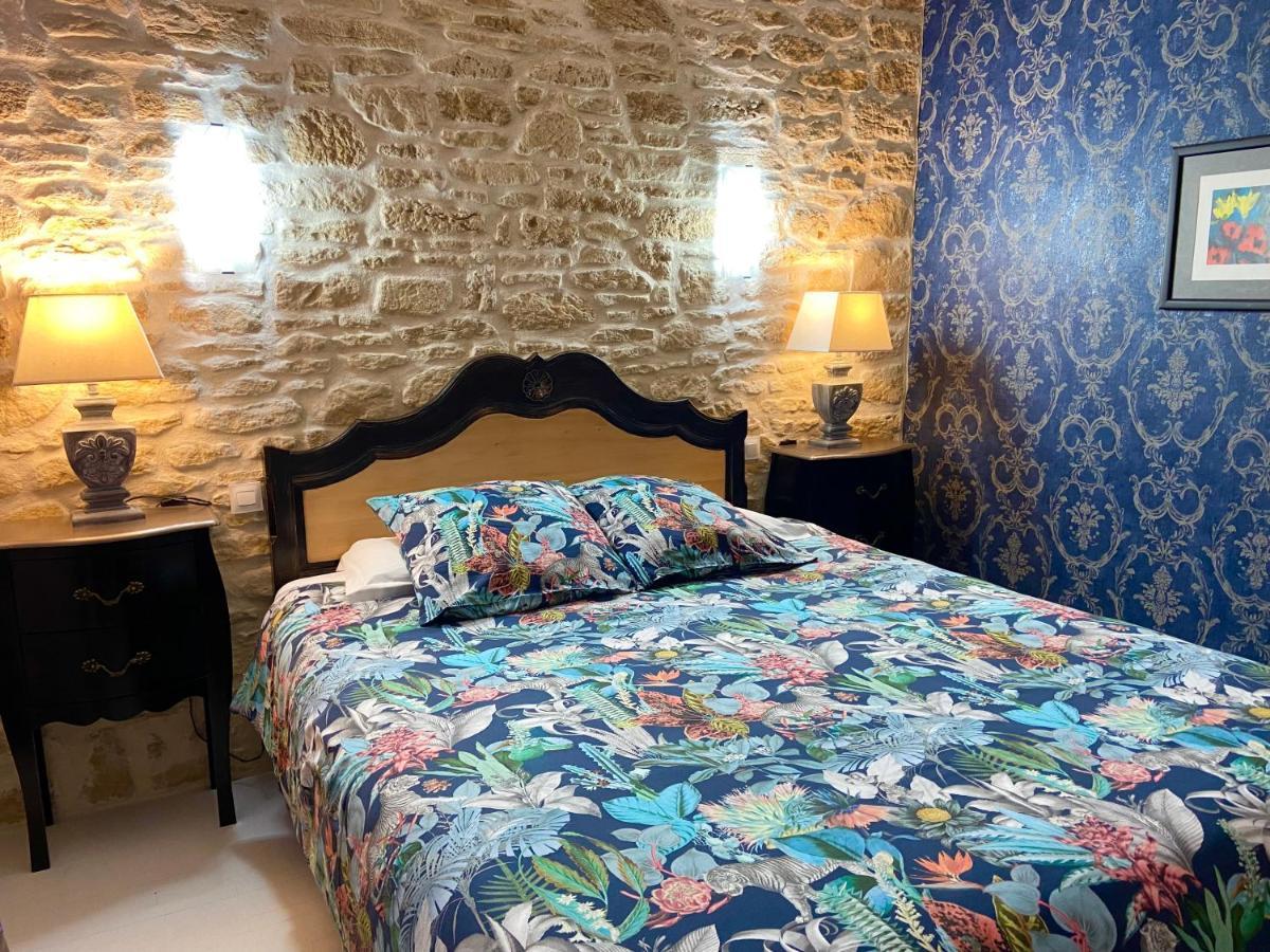 O Clair De Lune Au Coeur De Sarlat - Chambres Climatisees - Parking Prive - Piscine Chauffee - Spa Et Massages ภายนอก รูปภาพ