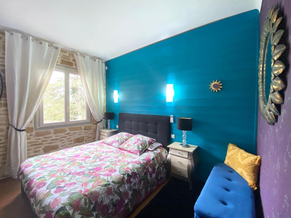 O Clair De Lune Au Coeur De Sarlat - Chambres Climatisees - Parking Prive - Piscine Chauffee - Spa Et Massages ภายนอก รูปภาพ