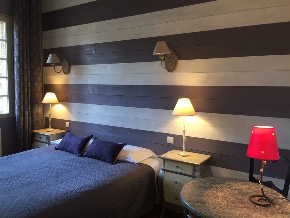 O Clair De Lune Au Coeur De Sarlat - Chambres Climatisees - Parking Prive - Piscine Chauffee - Spa Et Massages ภายนอก รูปภาพ