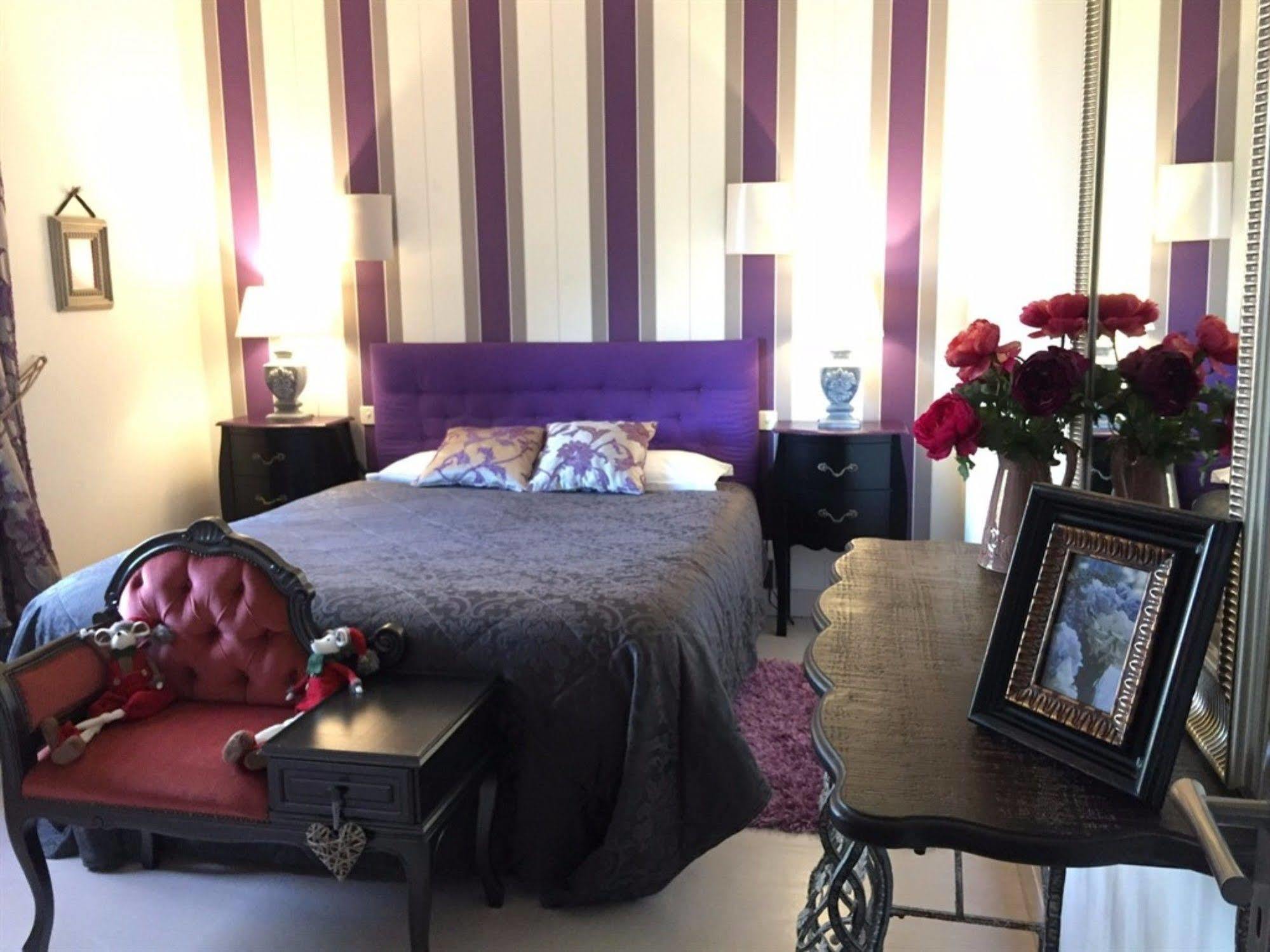 O Clair De Lune Au Coeur De Sarlat - Chambres Climatisees - Parking Prive - Piscine Chauffee - Spa Et Massages ภายนอก รูปภาพ